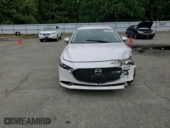 ✅ 2020 Mazda 3 Select • VIN: 3MZBPBCM9LM138553 • Лот: 57683675. Опубликован ранее на Copart с пробегом 39 907 миль. Бесплатный доступ к архиву аукционных продаж из США и подробный отчёт об истории автомобиля на DreamBid. Изображение 13.