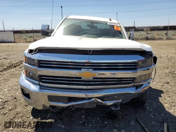✅ 2015 Chevrolet Silverado 2500HD LT • VIN: 1GC1KVE86FF185431 • Лот: 56038575. Опубликован ранее на Copart с пробегом Не указан. Бесплатный доступ к архиву аукционных продаж из США и подробный отчёт об истории автомобиля на DreamBid. Изображение 5.