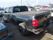 ✅ 2018 Chevrolet Silverado 1500 Custom • VIN: 1GCRCPEH9JZ222037 • Lot: 42279345. Wystawiony na IAAI z przebiegiem 81 742 mil. Bezpłatny archiwum sprzedaży aukcyjnych z USA i szczegółowy raport historii pojazdu na DreamBid. Zdjęcie 3.