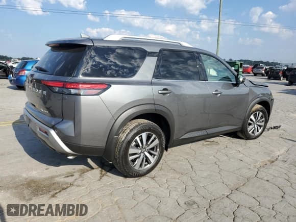 ✅ 2025 Nissan Pathfinder SL • VIN: 5N1DR3CC9SC261624 • Lot: 71153825. Listed on Copart with 4,239 mi. Free auction sales archive from the USA and detailed vehicle history report at DreamBid. Image 3.