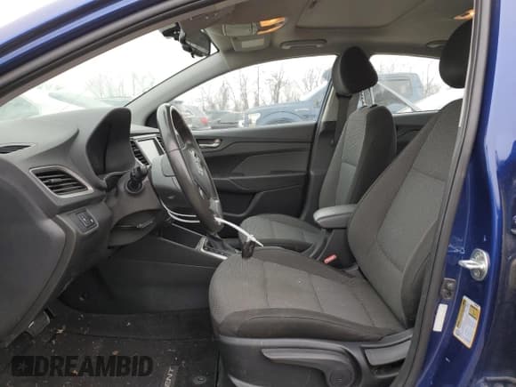 ✅ 2022 Hyundai Accent Limited • VIN: 3KPC34A60NE188192 • Лот: 44692355. Опубликован ранее на Copart с пробегом 51 752 миль. Бесплатный доступ к архиву аукционных продаж из США и подробный отчёт об истории автомобиля на DreamBid. Изображение 7.