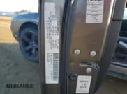 ✅ 2009 Dodge Challenger SE • VIN: 2B3LJ44V69H641073 • Lot: 81089774. Wystawiony na Copart z przebiegiem 173 632 mil. Bezpłatny archiwum sprzedaży aukcyjnych z USA i szczegółowy raport historii pojazdu na DreamBid. Zdjęcie 14.