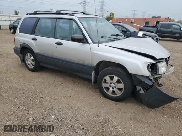 ✅ 2000 Subaru Forester L • VIN: JF1SF6351YH724848 • Lot: 82356945. Wystawiony na Copart z przebiegiem 130 868 mil. Bezpłatny archiwum sprzedaży aukcyjnych z USA i szczegółowy raport historii pojazdu na DreamBid. Zdjęcie 4.