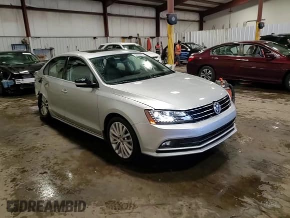 ✅ 2016 Volkswagen Jetta SEL • VIN: 3VWL17AJ9GM333697 • Lot: 86783005. Wystawiony na Copart z przebiegiem 79 863 mil. Bezpłatny archiwum sprzedaży aukcyjnych z USA i szczegółowy raport historii pojazdu na DreamBid. Zdjęcie 14.