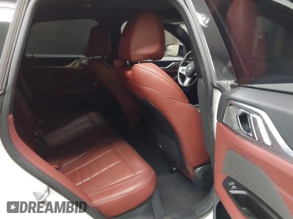 ✅ 2022 BMW 4 Series M440i xDrive • VIN: WBA13AW02NFM31207 • Lot: 43516906. Listed on IAAI with 21,680 mi. Free auction sales archive from the USA and detailed vehicle history report at DreamBid. Image 8.