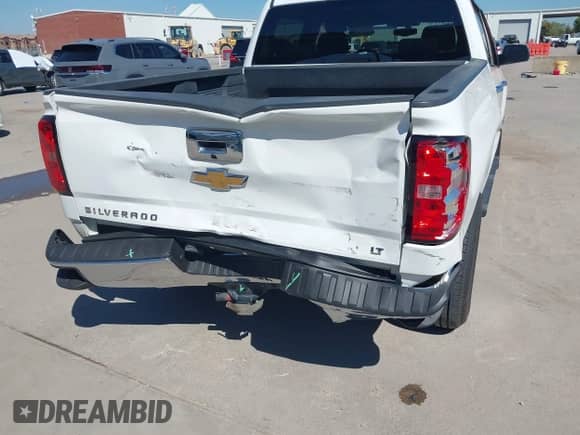 2015 Chevrolet Silverado 1500 LT с VIN 3GCPCRECXFG511863, выставлен на аукционе IAAI как лот 43407705 с пробегом 171 178 миль миль и . История ставок и продаж доступна на DreamBid. Изображение 6.