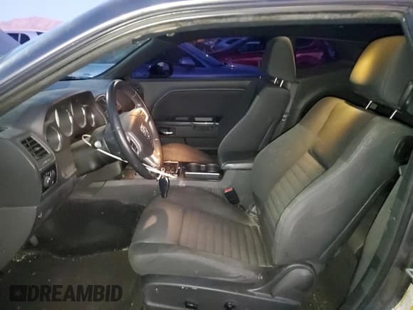 ✅ 2011 Dodge Challenger • VIN: 2B3CJ4DG3BH581597 • Lot: 83496484. Wystawiony na Copart z przebiegiem 113 527 mil. Bezpłatny archiwum sprzedaży aukcyjnych z USA i szczegółowy raport historii pojazdu na DreamBid. Zdjęcie 7.