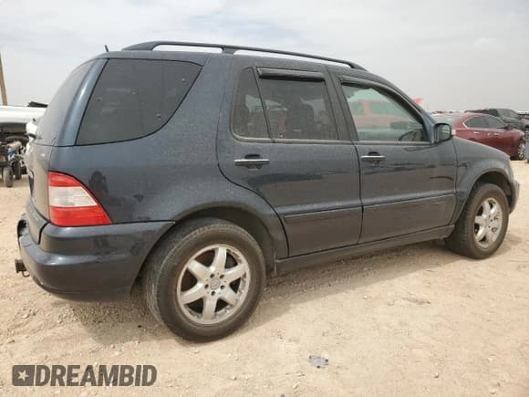 ✅ 2003 Mercedes-Benz M 500 • VIN: 4JGAB75E63A417600 • Лот: 54395365. Опубликован ранее на Copart с пробегом 276 552 миль. Бесплатный доступ к архиву аукционных продаж из США и подробный отчёт об истории автомобиля на DreamBid. Изображение 3.