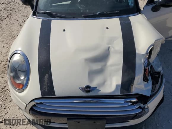 ✅ 2015 MINI Hardtop 4 Door • VIN: WMWXS5C59FT827576 • Lot: 82661265. Wystawiony na Copart z przebiegiem 115 930 mil. Bezpłatny archiwum sprzedaży aukcyjnych z USA i szczegółowy raport historii pojazdu na DreamBid. Zdjęcie 11.