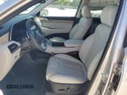 ✅ 2022 Hyundai Palisade SEL • VIN: KM8R44HE3NU380272 • Лот: 82915654. Опубликован ранее на Copart с пробегом 12 021 миль. Бесплатный доступ к архиву аукционных продаж из США и подробный отчёт об истории автомобиля на DreamBid. Изображение 7.