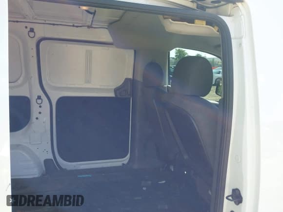 ✅ 2020 Nissan NV200 S • VIN: 3N6CM0KN9LK696488 • Лот: 42989521. Опубликован ранее на IAAI с пробегом 125 292 миль. Бесплатный доступ к архиву аукционных продаж из США и подробный отчёт об истории автомобиля на DreamBid. Изображение 8.