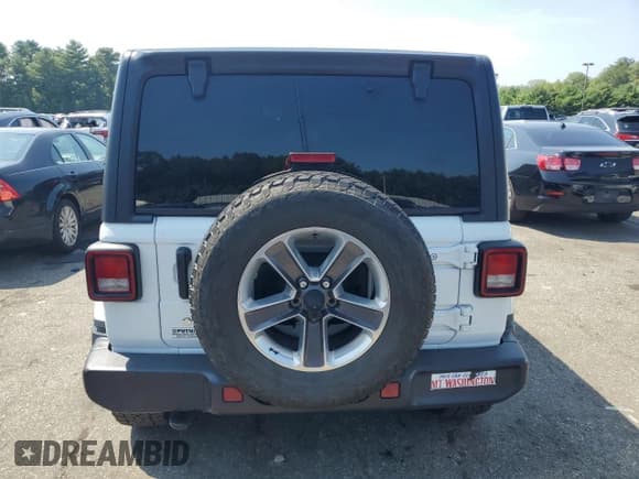 ✅ 2020 Jeep Wrangler Unlimited Sahara • VIN: 1C4HJXEG4LW209340 • Lot: 65723135. Listed on Copart with 140,132 mi. Free auction sales archive from the USA and detailed vehicle history report at DreamBid. Image 6.