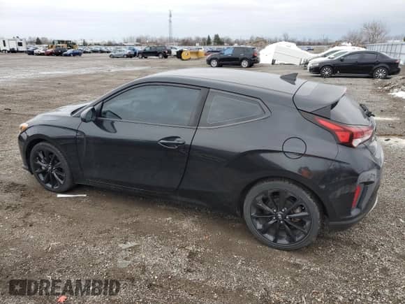 2019 Hyundai Veloster Premium z VIN KMHTG6AF2KU010762, wystawiony jako Copart lot #84039384 z przebiegiem 126 096 mil mil oraz Czysty tytuł • Clean title. Historia ofert i sprzedaży dostępna na DreamBid. Obrazek 2.