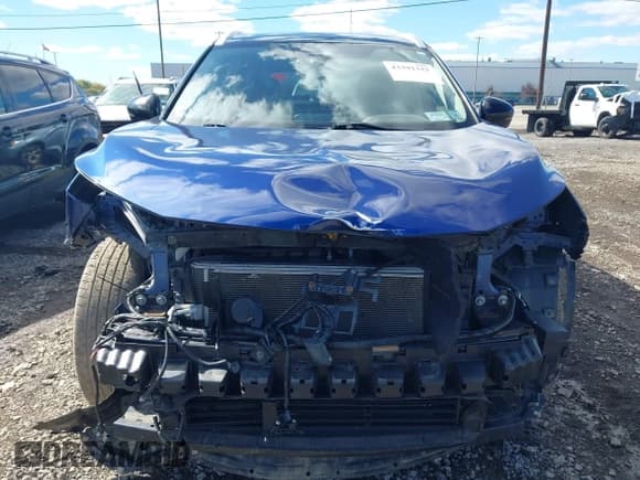 ✅ 2021 Nissan Rogue SL • VIN: JN8AT3CB0MW241543 • Lot: 43392325. Listed on IAAI with 76,704 mi. Free auction sales archive from the USA and detailed vehicle history report at DreamBid. Image 12.