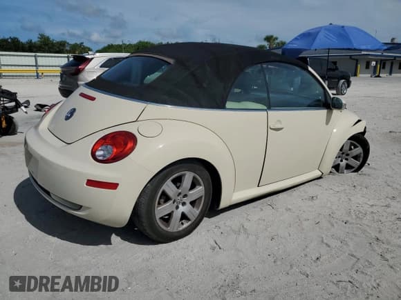 ✅ 2007 Volkswagen Beetle • VIN: 3VWRF31YX7M415486 • Lot: 67606345. Listed on Copart with 80,488 mi. Free auction sales archive from the USA and detailed vehicle history report at DreamBid. Image 3.