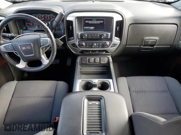 ✅ 2018 GMC Sierra 1500 SLE • VIN: 1GTV2MEC9JZ355336 • Лот: 85823285. Опубликован ранее на Copart с пробегом 83 550 миль. Бесплатный доступ к архиву аукционных продаж из США и подробный отчёт об истории автомобиля на DreamBid. Изображение 8.