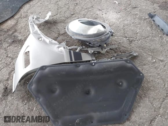 ✅ 2017 MINI Clubman Cooper • VIN: WMWLN5C58H2E32631 • Лот: 41916490. Опубликован ранее на IAAI с пробегом 66 533 миль. Бесплатный доступ к архиву аукционных продаж из США и подробный отчёт об истории автомобиля на DreamBid. Изображение 12.