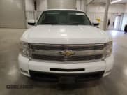 ✅ 2010 Chevrolet Silverado 1500 • VIN: 1GCSKTE27AZ121958 • Lot: 60167475. Wystawiony na Copart z przebiegiem 191 880 mil. Bezpłatny archiwum sprzedaży aukcyjnych z USA i szczegółowy raport historii pojazdu na DreamBid. Zdjęcie 5.