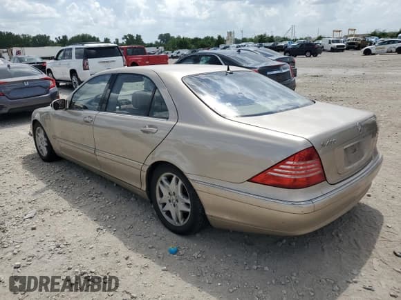 ✅ 2003 Mercedes-Benz S 430 • VIN: WDBNG70J13A332173 • Лот: 62162275. Опубликован ранее на Copart с пробегом 177 275 миль. Бесплатный доступ к архиву аукционных продаж из США и подробный отчёт об истории автомобиля на DreamBid. Изображение 2.