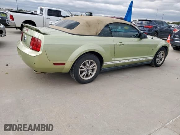 ✅ 2005 Ford Mustang Deluxe • VIN: 1ZVFT84N355203073 • Lot: 85392945. Listed on Copart with 189,860 mi. Free auction sales archive from the USA and detailed vehicle history report at DreamBid. Image 3.