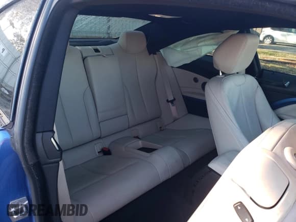 ✅ 2016 BMW 4 Series 435i • VIN: WBA3R1C58GK530177 • Lot: 82661314. Wystawiony na Copart z przebiegiem 114 616 mil. Bezpłatny archiwum sprzedaży aukcyjnych z USA i szczegółowy raport historii pojazdu na DreamBid. Zdjęcie 11.