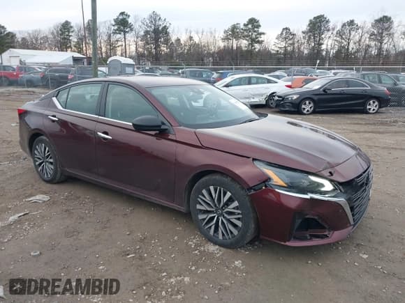 ✅ 2024 Nissan Altima SV • VIN: 1N4BL4DV3RN358292 • Lot: 43868297. Listed on IAAI with 59,234 mi. Free auction sales archive from the USA and detailed vehicle history report at DreamBid. Image 12.