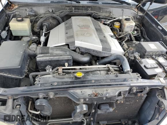 ✅ 2003 Lexus LX 470 • VIN: JTJHT00W333530011 • Lot: 67754765. Listed on Copart with 210,506 mi. Free auction sales archive from the USA and detailed vehicle history report at DreamBid. Image 12.