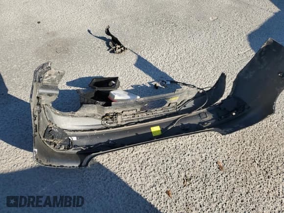 ✅ 2024 Volvo S60 Plus Black Edition • VIN: 7JRL12FH3RG319885 • Lot: 52808015. Listed on Copart with 12,668 mi. Free auction sales archive from the USA and detailed vehicle history report at DreamBid. Image 12.