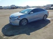 ✅ 2013 Hyundai Sonata SE • VIN: 5NPEC4AC5DH796881 • Лот: 43379039. Опубликован ранее на IAAI с пробегом 120 125 миль. Бесплатный доступ к архиву аукционных продаж из США и подробный отчёт об истории автомобиля на DreamBid. Изображение 2.
