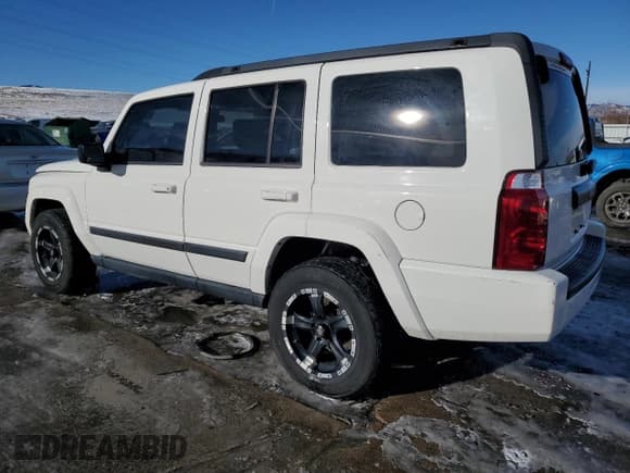 ✅ 2007 Jeep Commander Sport • VIN: 1J8HH48P57C680922 • Лот: 41823245. Опубликован ранее на Copart с пробегом 127 586 миль. Бесплатный доступ к архиву аукционных продаж из США и подробный отчёт об истории автомобиля на DreamBid. Изображение 2.