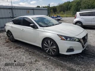 ✅ 2019 Nissan Altima SR • VIN: 1N4BL4CV3KC200389 • Lot: 82055795. Listed on Copart with 140,114 mi. Free auction sales archive from the USA and detailed vehicle history report at DreamBid. Image 4.