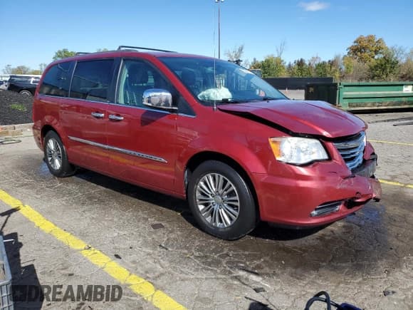 ✅ 2014 Chrysler Town & Country Touring L 30th Anniversary • VIN: 2C4RC1CG9ER277546 • Лот: 85644745. Опубликован ранее на Copart с пробегом 186 192 миль. Бесплатный доступ к архиву аукционных продаж из США и подробный отчёт об истории автомобиля на DreamBid. Изображение 4.