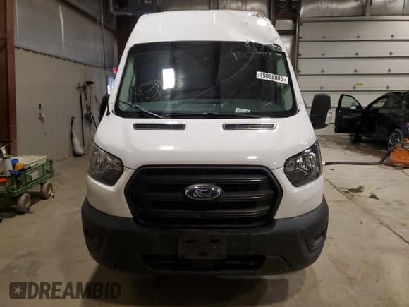 ✅ 2020 Ford Transit Cargo • VIN: 1FTBW3X81LKB71272 • Lot: 49068085. Listed on Copart with 22,905 mi. Free auction sales archive from the USA and detailed vehicle history report at DreamBid. Image 5.