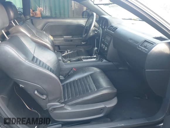 ✅ 2010 Dodge Challenger SE • VIN: 2B3CJ4DV7AH110159 • Lot: 43538579. Wystawiony na IAAI z przebiegiem 154 822 mil. Bezpłatny archiwum sprzedaży aukcyjnych z USA i szczegółowy raport historii pojazdu na DreamBid. Zdjęcie 5.