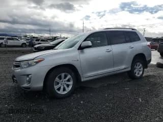 ✅ 2011 Toyota Highlander • VIN: JTEBC3EH5B2001972 • Лот: 46718065. Опубликован ранее на Copart с пробегом 186 372 миль. Бесплатный доступ к архиву аукционных продаж из США и подробный отчёт об истории автомобиля на DreamBid. Изображение 1.