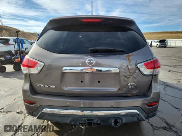 ✅ 2013 Nissan Pathfinder SV • VIN: 5N1AR2MM2DC603695 • Lot: 91732175. Listed on Copart with 171,685 mi. Free auction sales archive from the USA and detailed vehicle history report at DreamBid. Image 6.