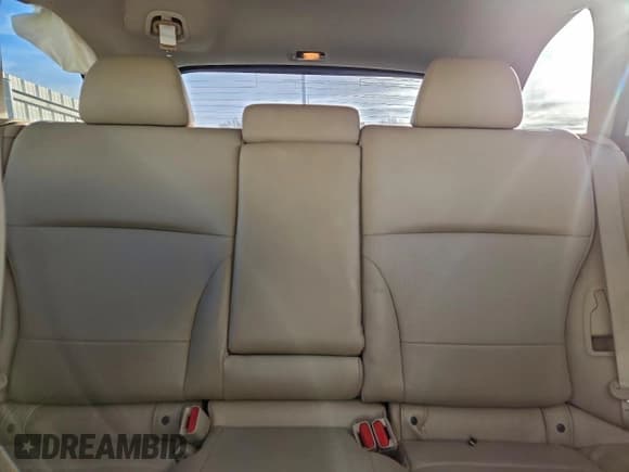 ✅ 2017 Subaru Outback Limited • VIN: 4S4BSAKCXH3227590 • Lot: 93290615. Wystawiony na Copart z przebiegiem 193 919 mil. Bezpłatny archiwum sprzedaży aukcyjnych z USA i szczegółowy raport historii pojazdu na DreamBid. Zdjęcie 10.