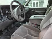 ✅ 2003 GMC Sierra 2500HD SLT • VIN: 1GTHK23103F130049 • Lot: 42122777. Listed on IAAI with 213,546 mi. Free auction sales archive from the USA and detailed vehicle history report at DreamBid. Image 5.