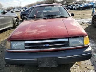 ✅ 1988 Ford Tempo • VIN: 1FAPP36X3JK242180 • Lot: 43068915. Wystawiony na Copart z przebiegiem 508 437 mil. Bezpłatny archiwum sprzedaży aukcyjnych z USA i szczegółowy raport historii pojazdu na DreamBid. Zdjęcie 5.