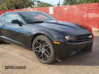 ✅ 2012 Chevrolet Camaro 1LS • VIN: 2G1FE1E37C9151117 • Lot: 90756755. Listed on Copart with 75,794 mi. Free auction sales archive from the USA and detailed vehicle history report at DreamBid. Image 1.