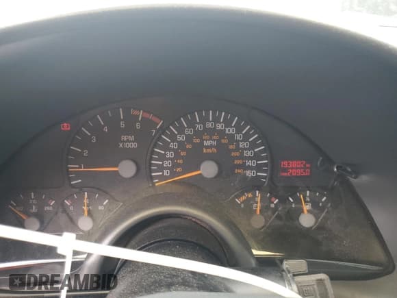 ✅ 1998 Pontiac Firebird Formula • VIN: 2G2FV22G6W2214603 • Лот: 54217055. Опубликован ранее на Copart с пробегом 193 802 миль. Бесплатный доступ к архиву аукционных продаж из США и подробный отчёт об истории автомобиля на DreamBid. Изображение 9.