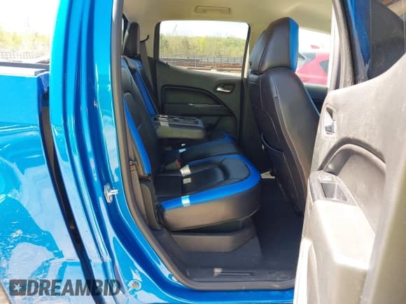 ✅ 2022 Chevrolet Colorado 2WD LT • VIN: 1GCGSCENXN1123398 • Lot: 42016493. Listed on IAAI with 58,326 mi. Free auction sales archive from the USA and detailed vehicle history report at DreamBid. Image 8.