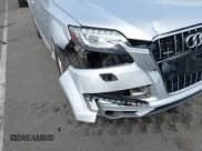 ✅ 2015 Audi Q7 Premium Plus • VIN: WA1LGAFE8FD014449 • Lot: 43543361. Wystawiony na IAAI z przebiegiem 154 078 mil. Bezpłatny archiwum sprzedaży aukcyjnych z USA i szczegółowy raport historii pojazdu na DreamBid. Zdjęcie 6.