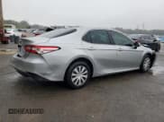 ✅ 2020 Toyota Camry Hybrid LE • VIN: 4T1C31AK3LU011352 • Лот: 90238045. Опубликован ранее на Copart с пробегом 135 558 миль. Бесплатный доступ к архиву аукционных продаж из США и подробный отчёт об истории автомобиля на DreamBid. Изображение 3.