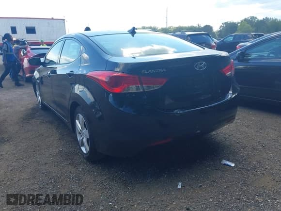 ✅ 2013 Hyundai Elantra GLS • VIN: 5NPDH4AE0DH260662 • Lot: 43081738. Listed on IAAI with 211,447 mi. Free auction sales archive from the USA and detailed vehicle history report at DreamBid. Image 3.