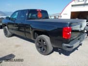✅ 2019 Chevrolet Silverado 1500 LT • VIN: 2GCVKPEC5K1241085 • Lot: 43043450. Wystawiony na IAAI z przebiegiem 73 820 mil. Bezpłatny archiwum sprzedaży aukcyjnych z USA i szczegółowy raport historii pojazdu na DreamBid. Zdjęcie 3.