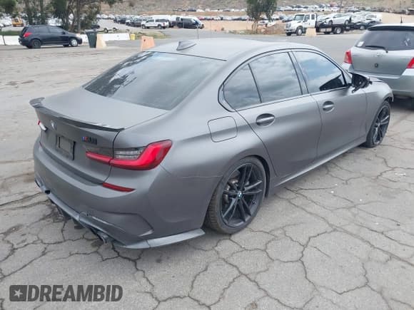 ✅ 2022 BMW 3 Series 330i • VIN: 3MW5R1J05N8C22351 • Lot: 42032912. Wystawiony na IAAI z przebiegiem 66 659 mil. Bezpłatny archiwum sprzedaży aukcyjnych z USA i szczegółowy raport historii pojazdu na DreamBid. Zdjęcie 4.