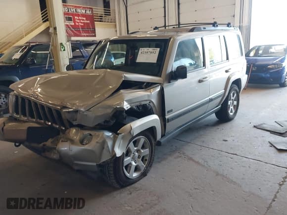 ✅ 2007 Jeep Commander Sport • VIN: 1J8HG48K87C661966 • Lot: 42107052. Listed on IAAI with 183,652 mi. Free auction sales archive from the USA and detailed vehicle history report at DreamBid. Image 18.