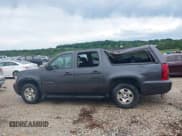 ✅ 2010 Chevrolet Suburban LS • VIN: 1GNUCHE07AR213838 • Lot: 42523274. Listed on IAAI with 251,109 mi. Free auction sales archive from the USA and detailed vehicle history report at DreamBid. Image 14.