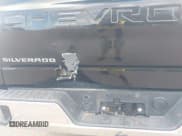 ✅ 2021 Chevrolet Silverado 1500 LTZ • VIN: 1GCUYGET2MZ332867 • Lot: 43314701. Wystawiony na IAAI z przebiegiem 68 138 mil. Bezpłatny archiwum sprzedaży aukcyjnych z USA i szczegółowy raport historii pojazdu na DreamBid. Zdjęcie 6.